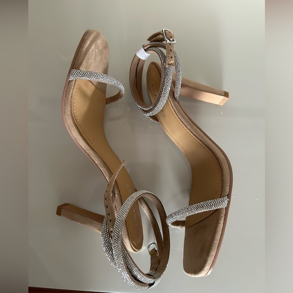 Lisa Vicky Angelic Rhinestone Ankle Strap Heel Size 7.5 - Picture 4 of 5